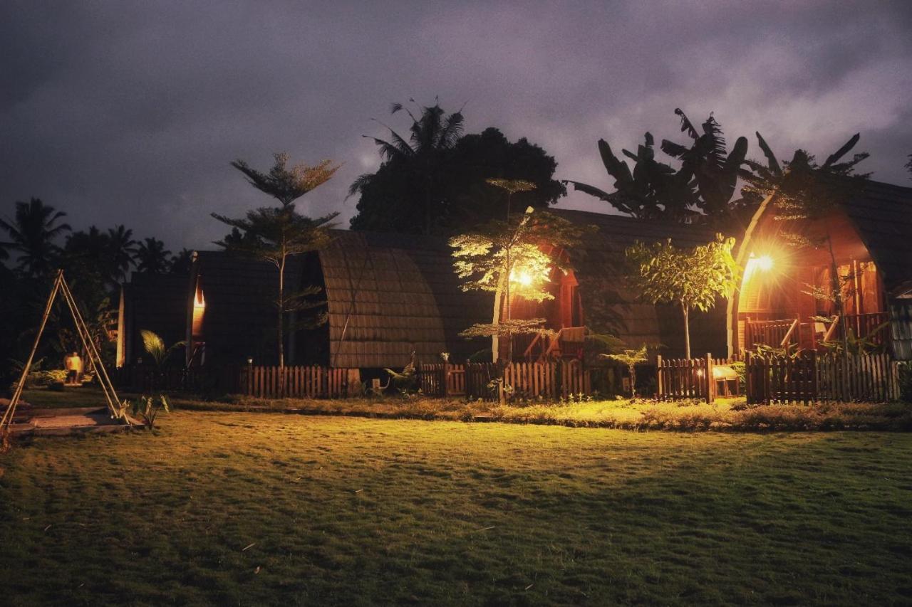 Omah Bapak Ijen Eco House Hotel Licin Ngoại thất bức ảnh